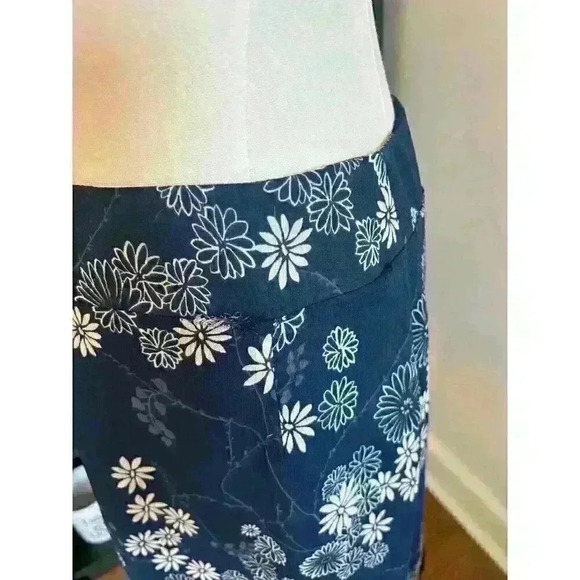 Cleo Petites Layered Floral Drape Skirt Size 8 - Picture 6 of 6